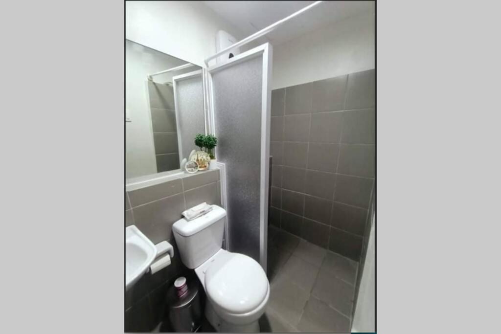 Condo Unit In Camella Manors Μπακολόντ Εξωτερικό φωτογραφία